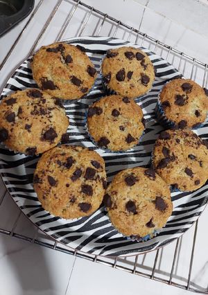 A picture of Banana - Chocolate Chip Muffins 😍.