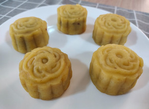 巧克力地瓜月餅｜低糖低油｜純素食譜 的食譜成品照片