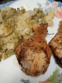 Una foto de Muslos de pollo al romero en airfryer
