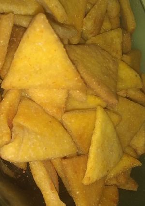 Una foto de Doritos caseros