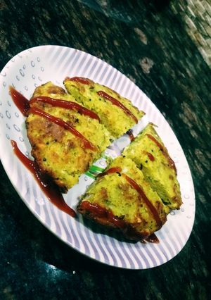 मिक्स दाल हांडवो (Mix dal handvo recipe in Hindi) रेसिपी मुख्य फोटो