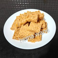 A picture of Mysore pak.