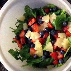 A picture of Amber's Famous Fruit Salad.