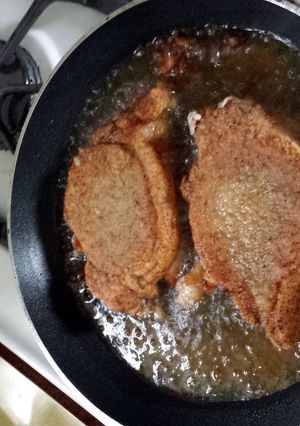 A picture of Melt in your mouth fried chops.