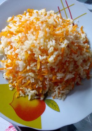 Una foto de Arroz con zanahoria