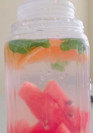 Hình của món Detox Hấu Cam =)).