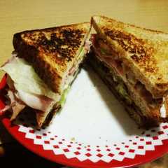 Una foto de Sándwich club