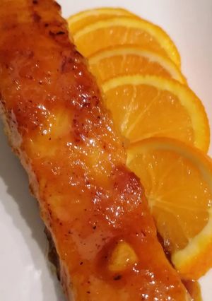 Une photo de Saumon laqué à l'orange 🍊