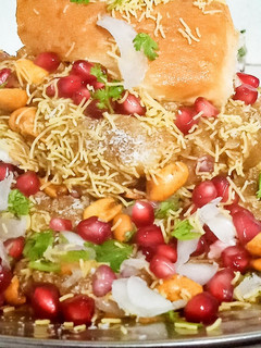 गुजरात की फेमस कच्छी दाबेली (gujarat ki famous kutchi dabeli recipe in Hindi) रेसिपी मुख्य फोटो