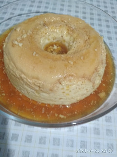 Una foto de Flan casero fácil. Sin horno