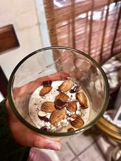 Una foto de Avena Overnight: desayuno fácil, rico y saludable!