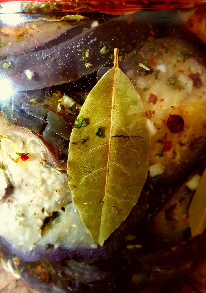 Una foto de Berenjenas en escabeche