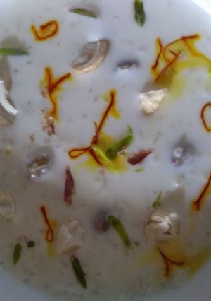 A picture of Rice kheer.