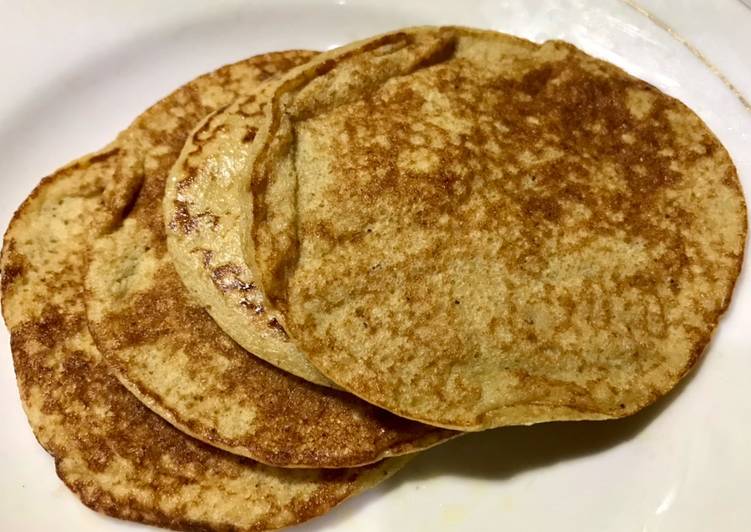 Langkah Mudah untuk Menyiapkan Banana Oat Pancake with Kefir (Diet) 58 Kalori/pcs Anti Gagal