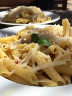 Una foto de Penne aglio olio e peperoncino