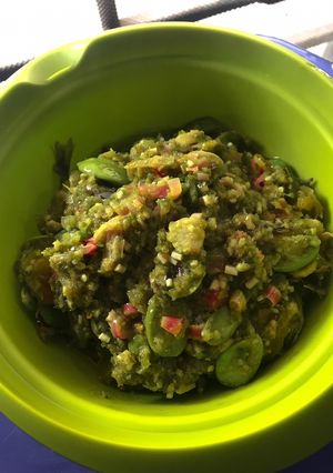 Foto resep Sambal ikan rebus 🌷kecombrang chili padi 🌶 + petai... (endulllll 😘)