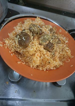 A picture of Thanjavur style mutton biriyani.