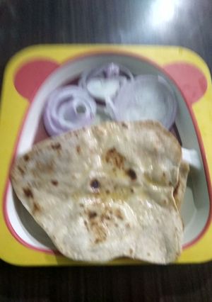 A picture of Wheat Butter Naan.