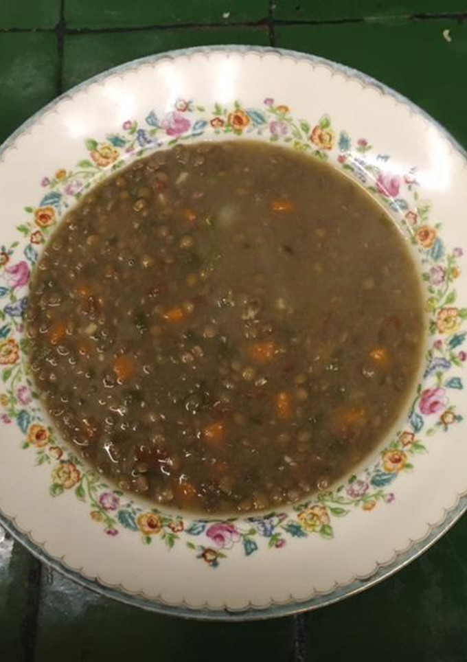 Una foto de Lentejas con zanahorias y apio
