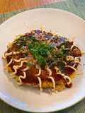 Japanese okonomiyaki with mochi (餅入りお好み焼き)