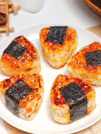 Cara Gampang Membikin Resep  Nasi Kepal Jepang / Yaki Onigiri yang Lezat, Lezat