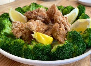 A picture of Japanese style fried chicken with Soy sauce, ginger and garlic.