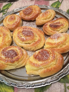 Pudingos- túrós tekercseim 😊 recept fotója