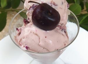 Una foto de Helado De Cerezas