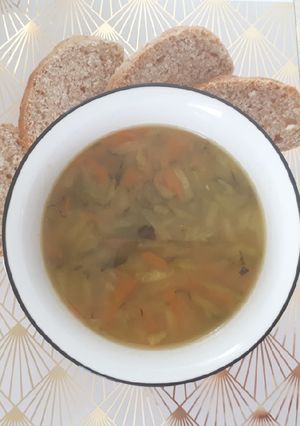 Zdjęcie przepisu Zupa ogórkowa w zdrowszej wersji.