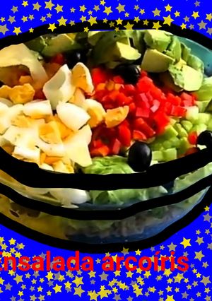Una foto de Ensalada arcoíris🌈