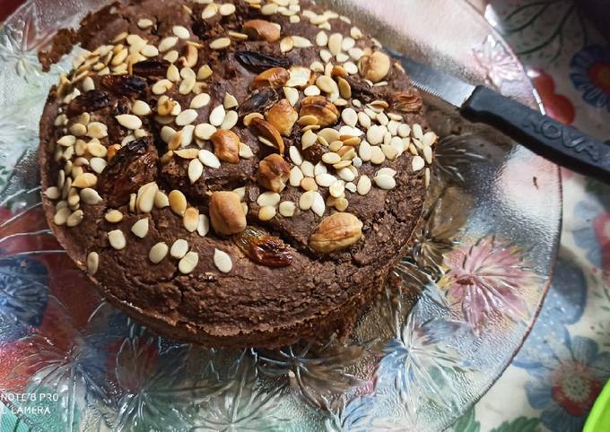 If you are looking for some amazing recipe of Oats then you must try this  .. Eggless Oats chocolate cake .. Perfect recipe which is Super... |  Instagram