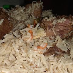A picture of Beef yakhni pulao.