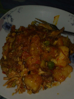 A picture of Chicken Salad Yam porridge.