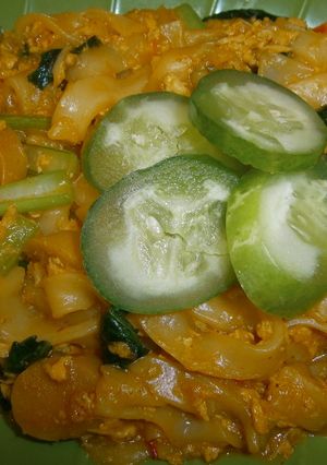 A picture of Kwetiau Goreng (Fried Rice-flat Noodle) - Indonesia.