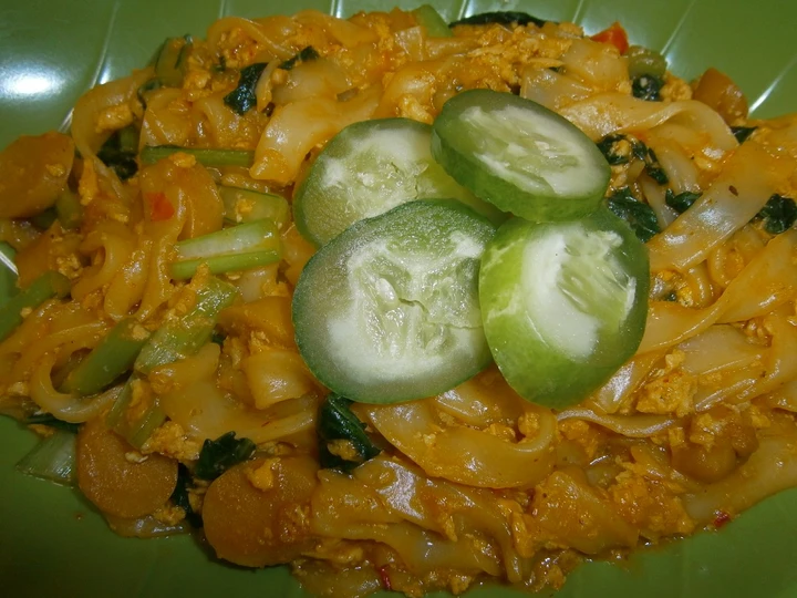 Recipe Kwetiau Goreng (Fried Rice-flat Noodle) - Indonesia the Perfect Tasty