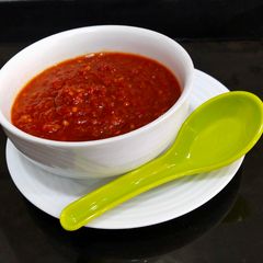 A picture of Schezwan Chutney.