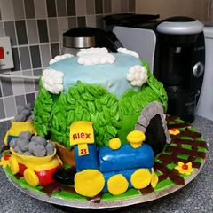 A picture of Train Cake.