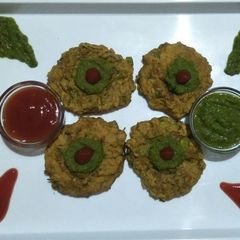 A picture of Baked Cauliflower fritters (in microwave).