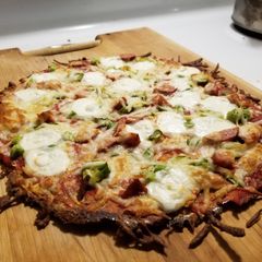 A picture of Quail's Cauliflower Crust.