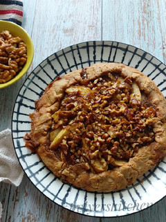A picture of Walnut Apple Galette | Easy Walnut Apple Pie recipe.