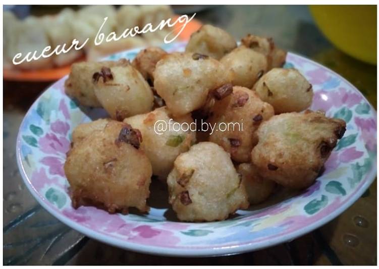 Cucur Bawang