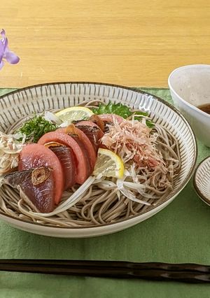 A picture of 97. Chilled Soba with Marinated Bonito.