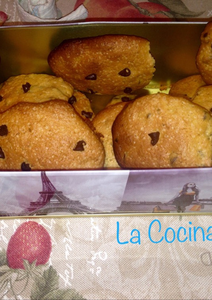Una foto de Galletas chip de chocolate. Sin lactosa, galletas tipo chip ahoy