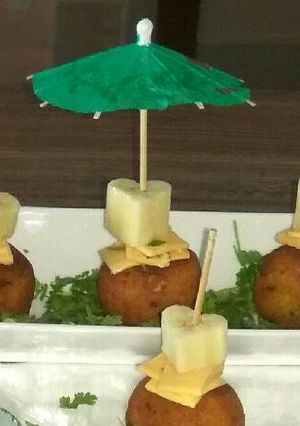 A picture of Paneer potato balls.