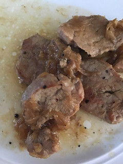 Una foto de Solomillos en salsa de cebolla