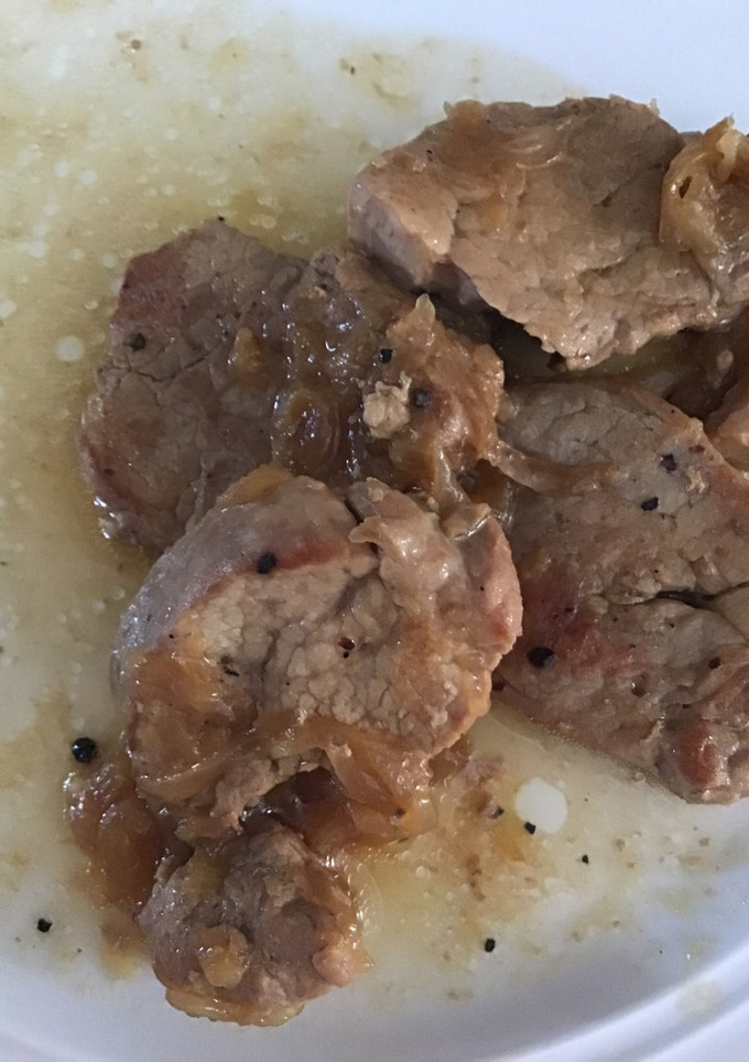 Una foto de Solomillos en salsa de cebolla