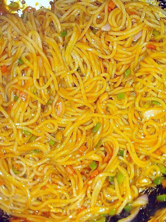 A picture of Chicken Chowmein.