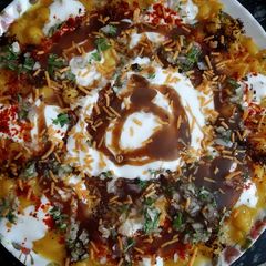 A picture of Ragda Pattice.