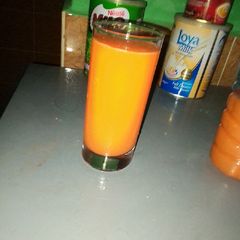 A picture of Carrots + Orange juice.