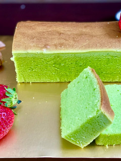 Foto resep Condensed milk pound cake pandan
